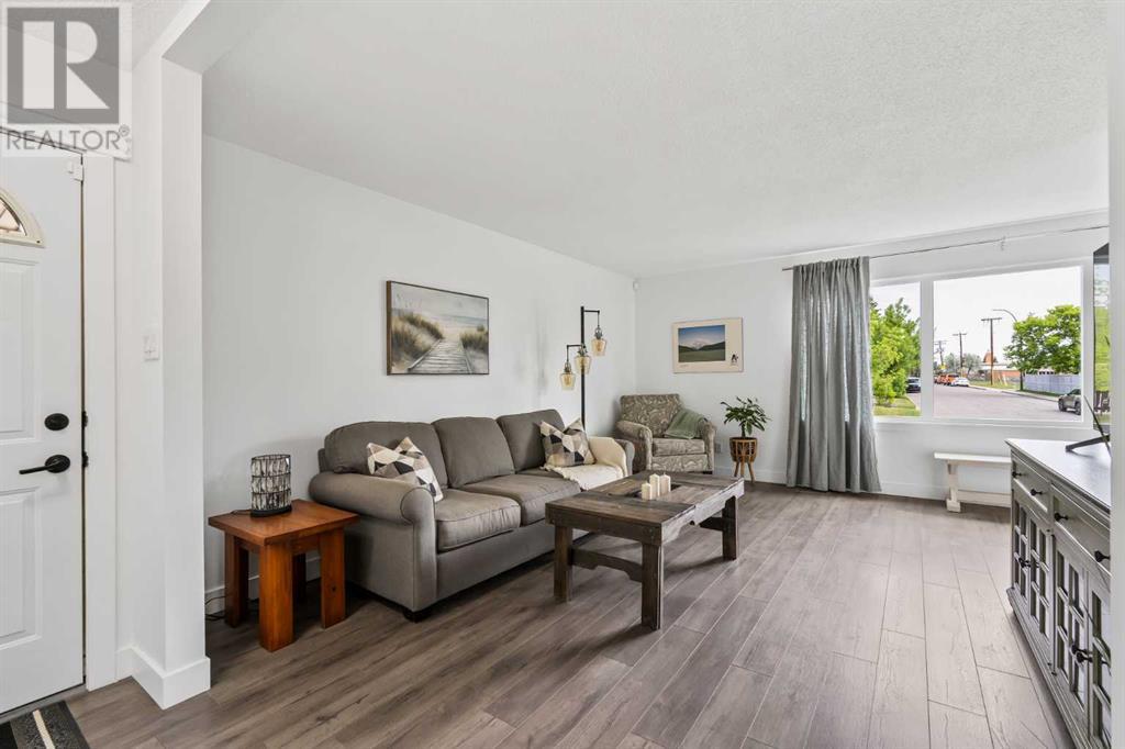 903 Sabrina Road SW