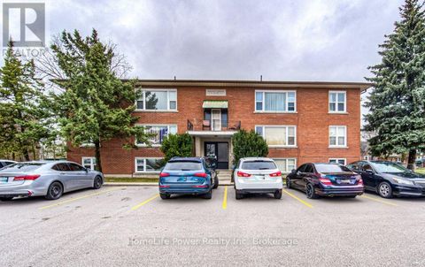 15 FLORAL CRESCENT Kitchener ON N2G3B3
