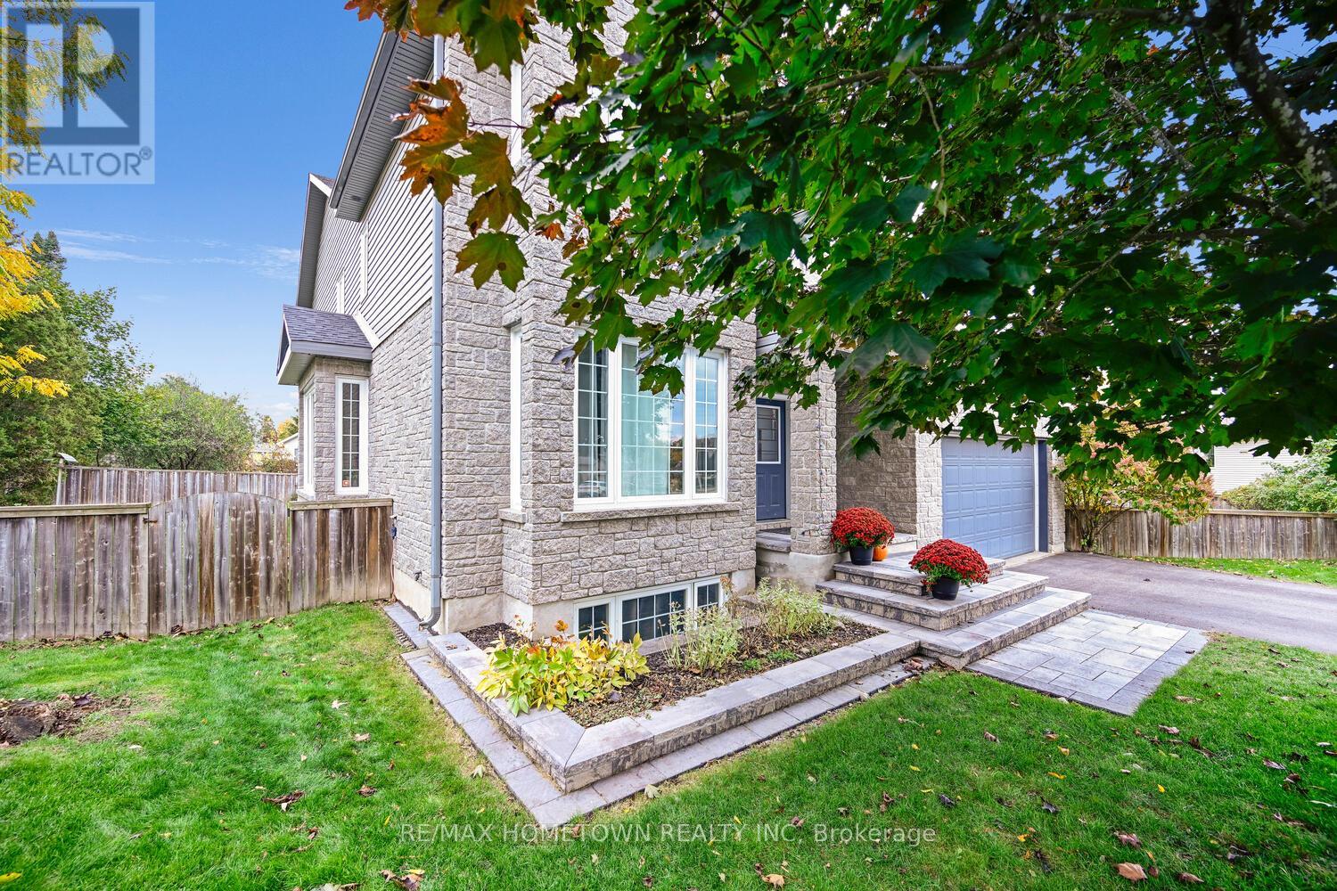 1337 CUTHBERTSON AVENUE