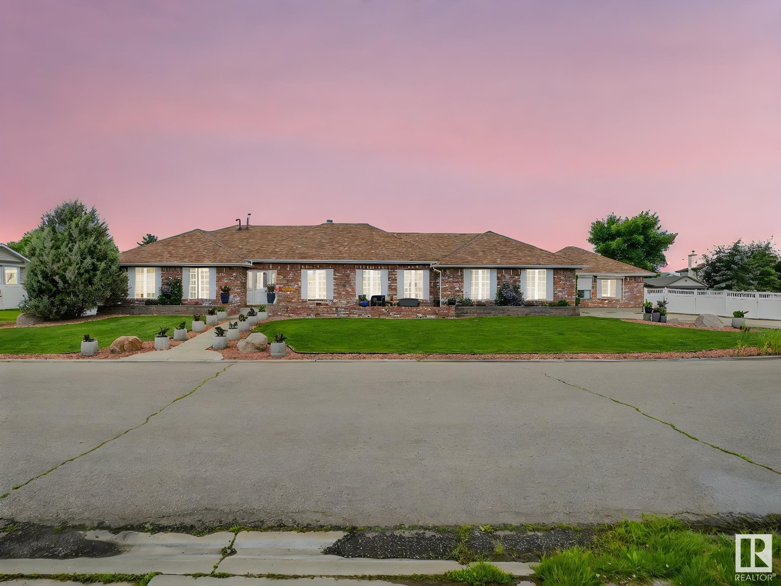 5612 152A AV NW