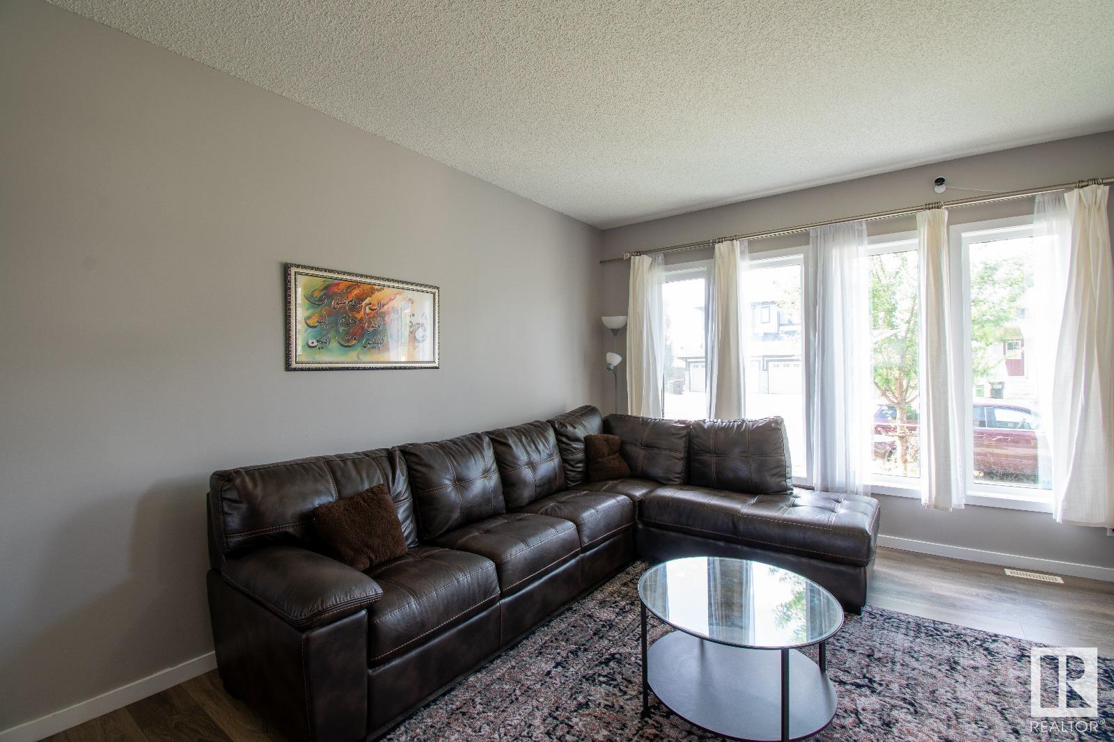 5832 ANTHONY CR SW