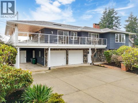 1873 San Juan Ave Saanich BC V8N2J1