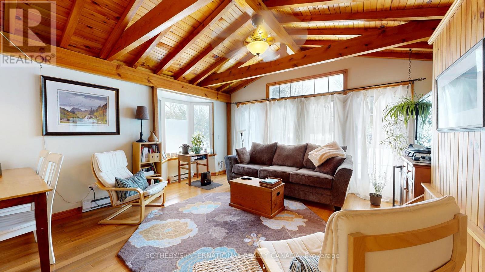 929 TANGLEWOOD DRIVE