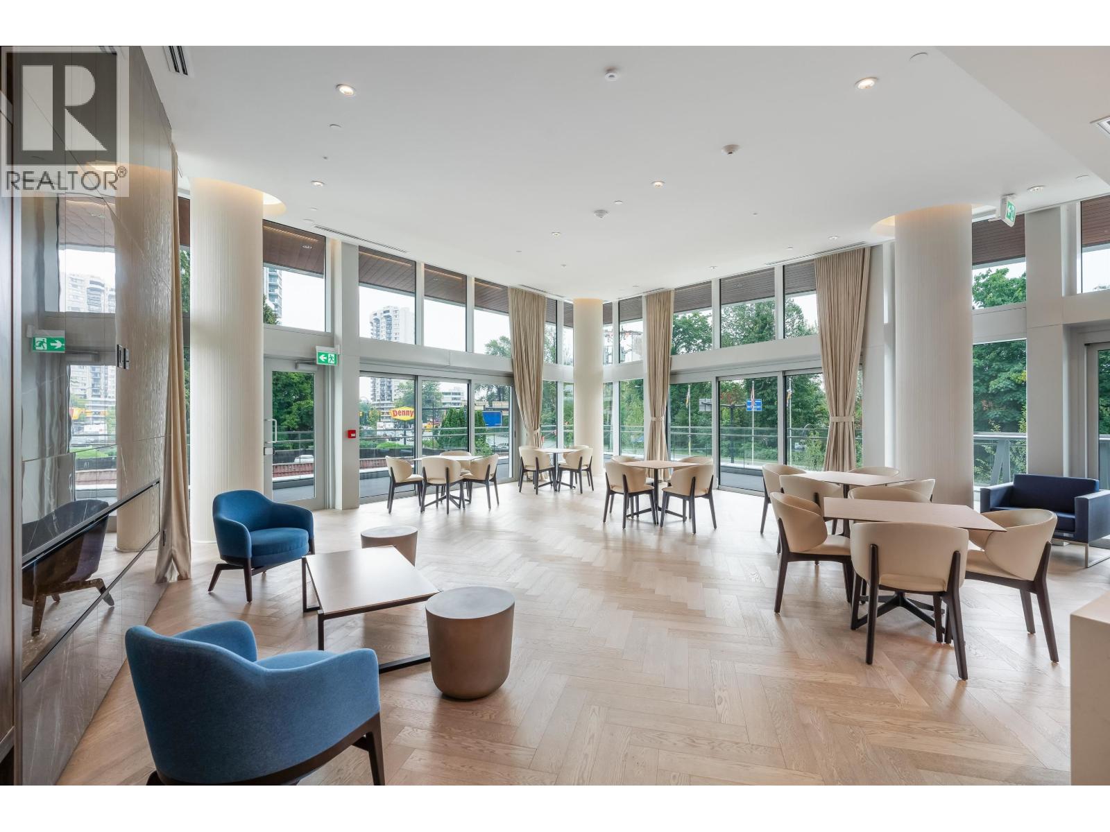 1106 200 KLAHANIE COURT