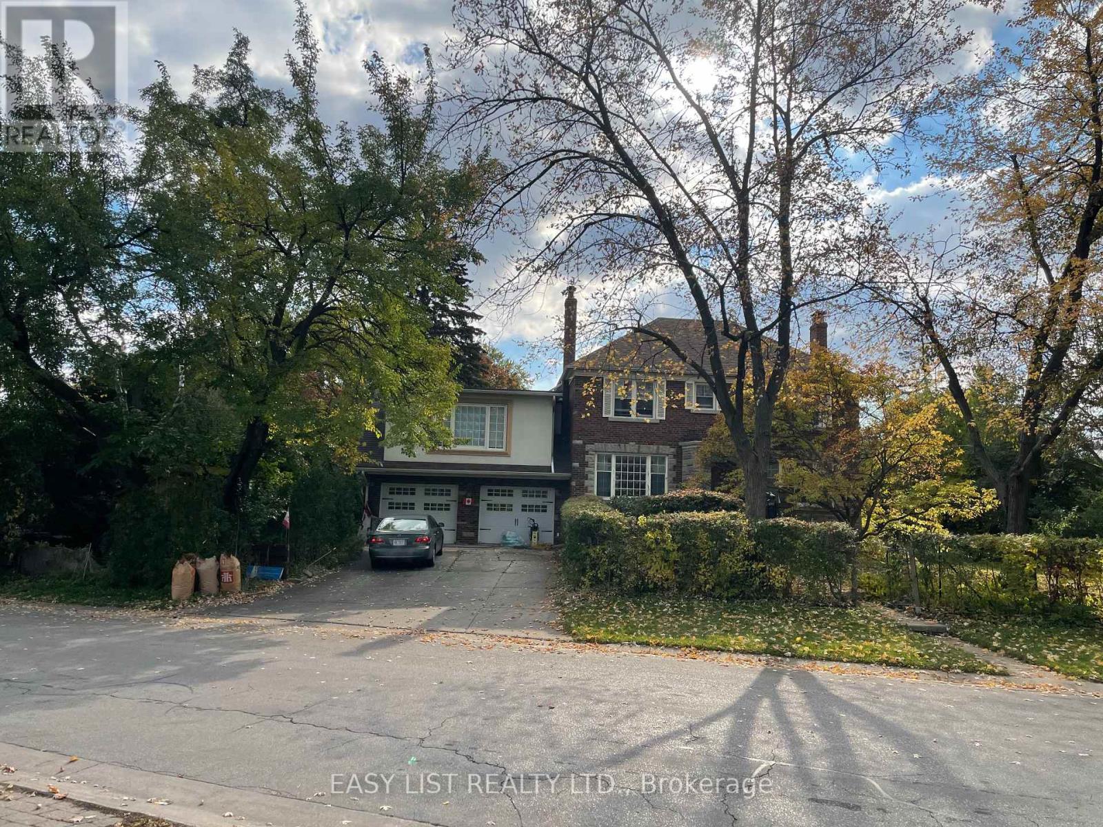 205 RIDLEY BOULEVARD