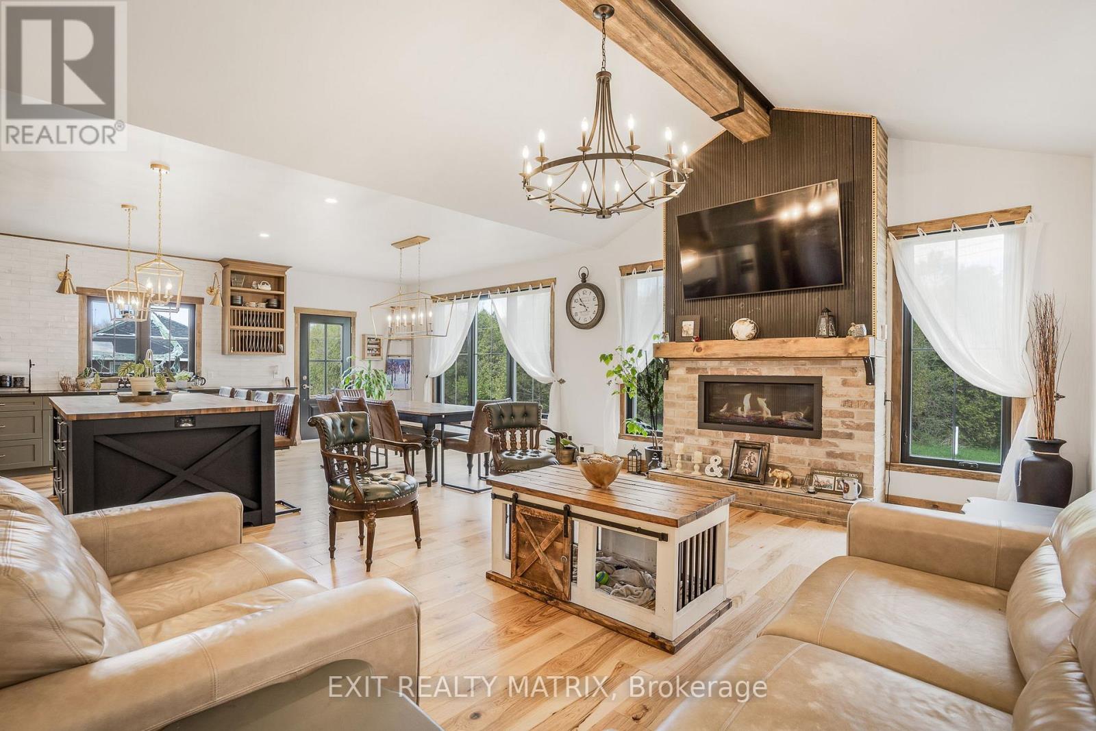 2725 MCLEAN COURT
