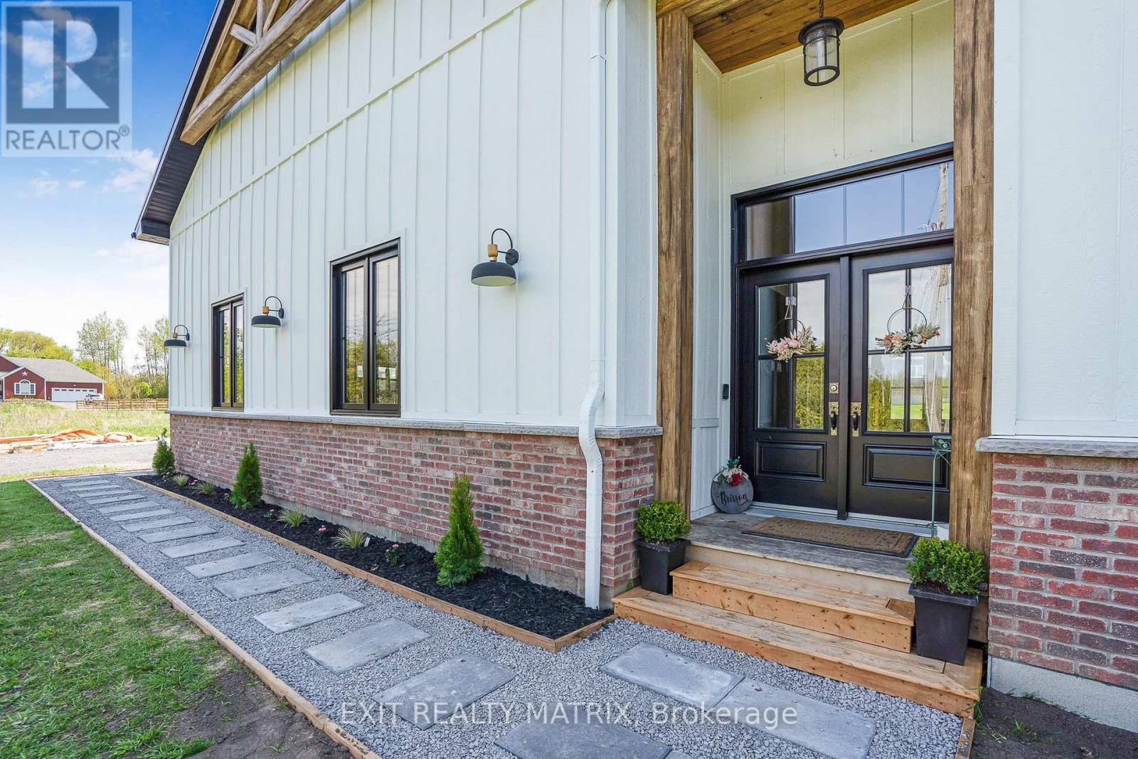 2725 MCLEAN COURT
