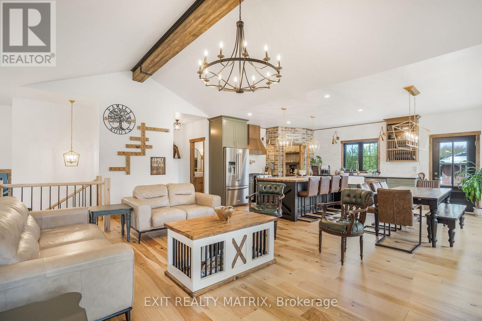 2725 MCLEAN COURT