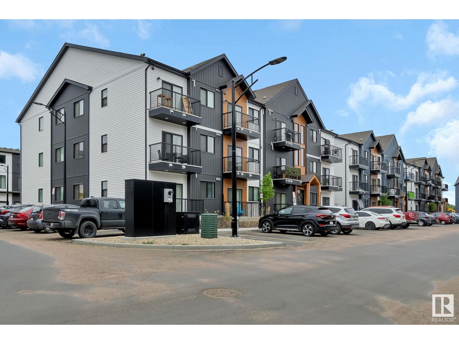 #306 856 SECORD BV NW