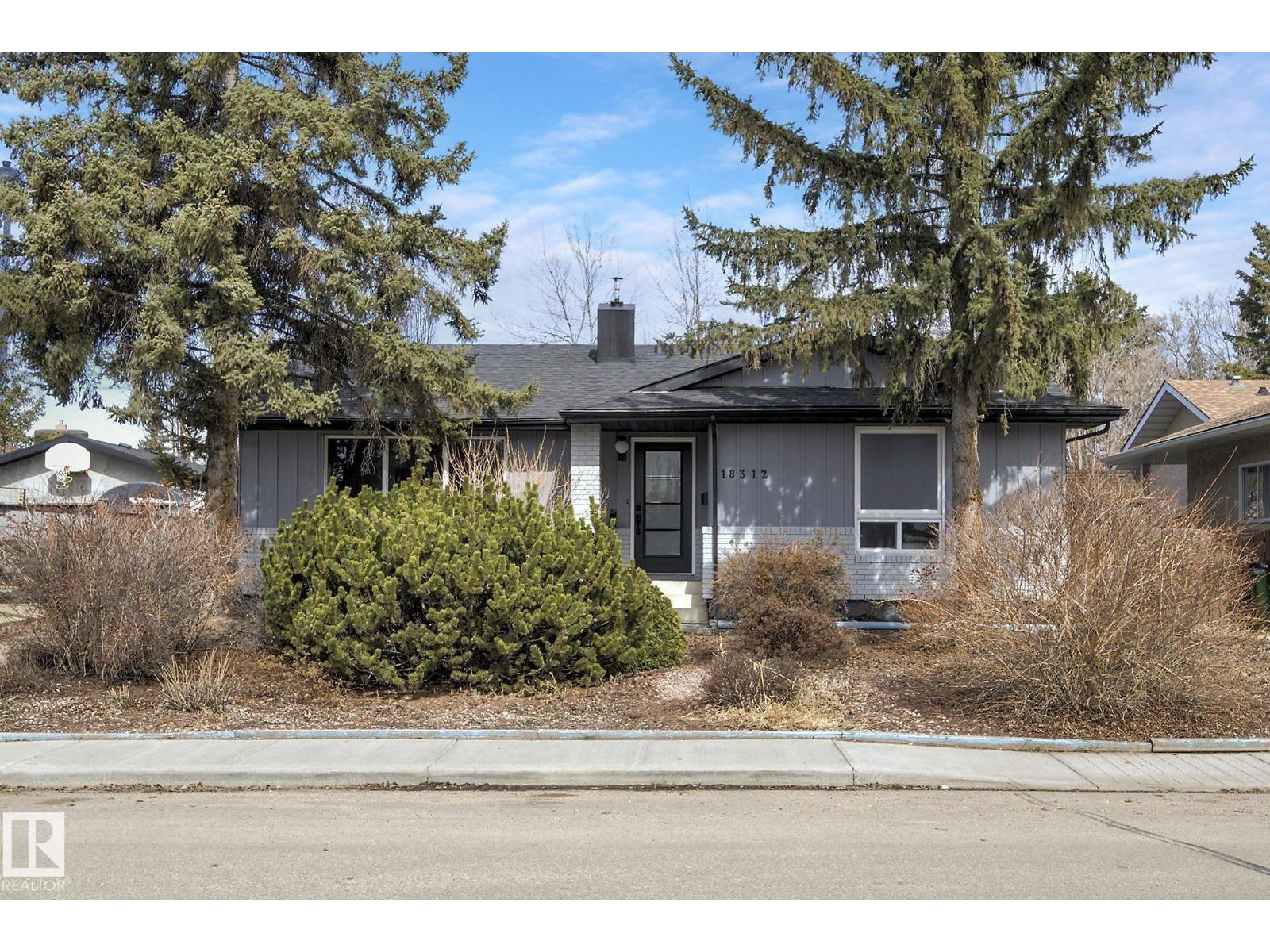 18312 91 AV NW