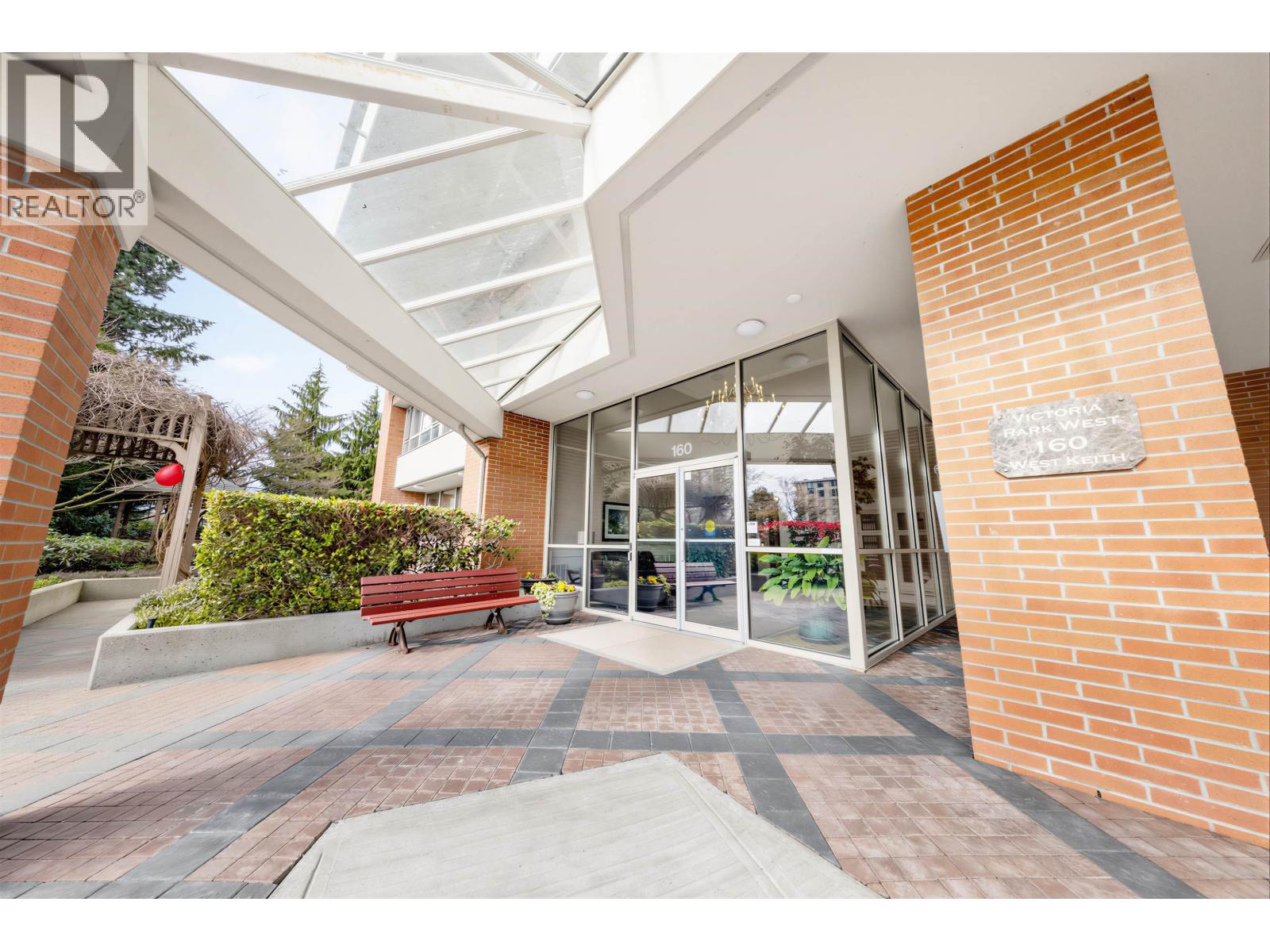 304 160 W KEITH ROAD