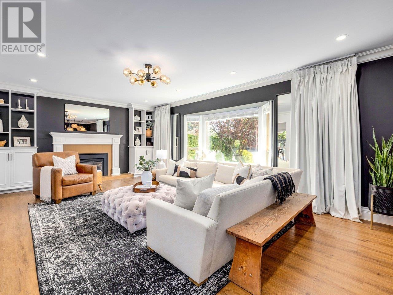 1050 EDEN CRESCENT