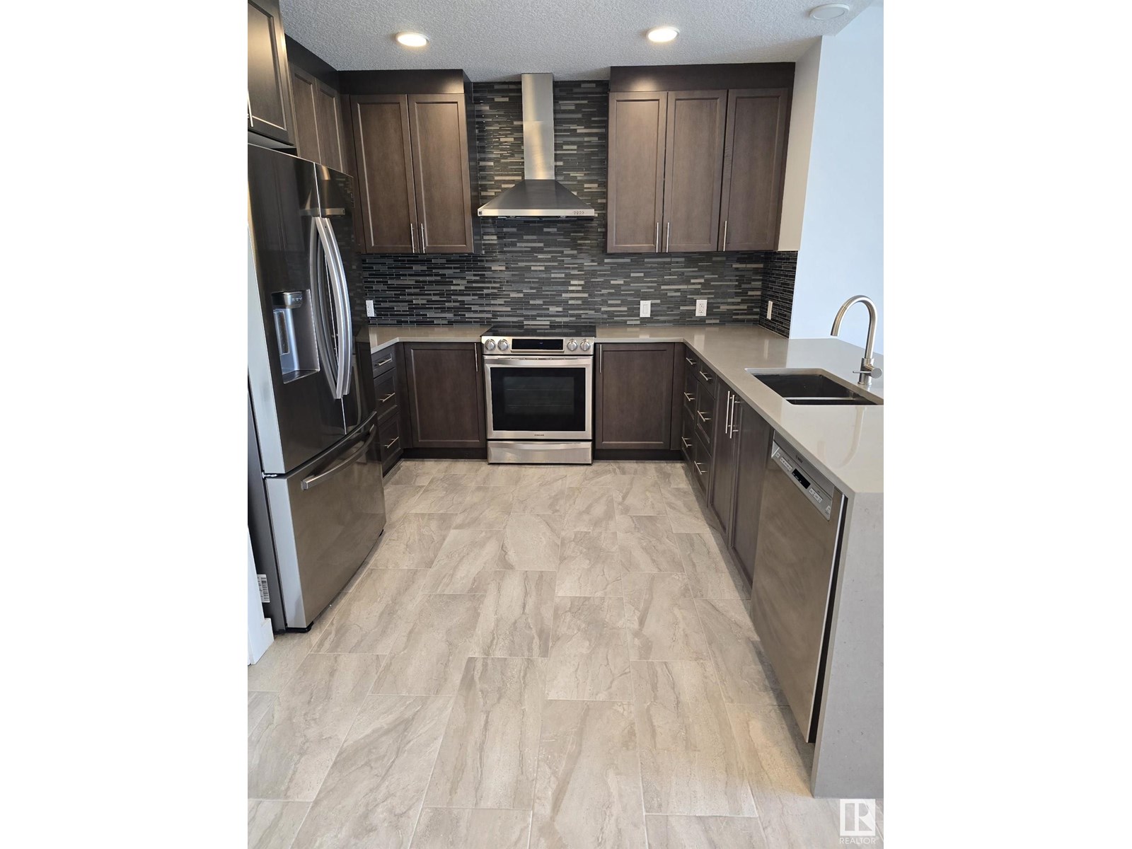 #206 1316 Windermere WY SW