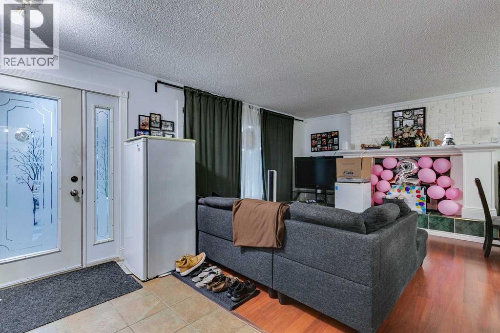 100 Allandale Close SE