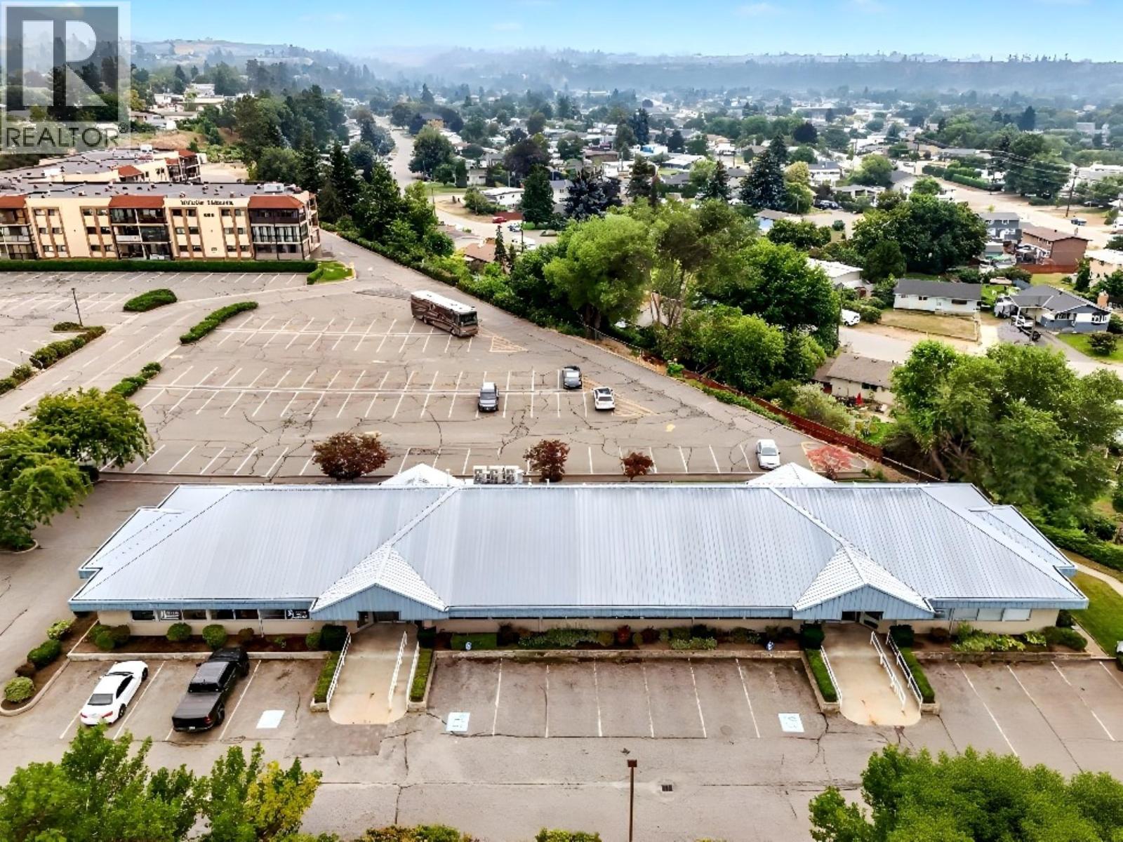 519 33 Highway W Unit# 102