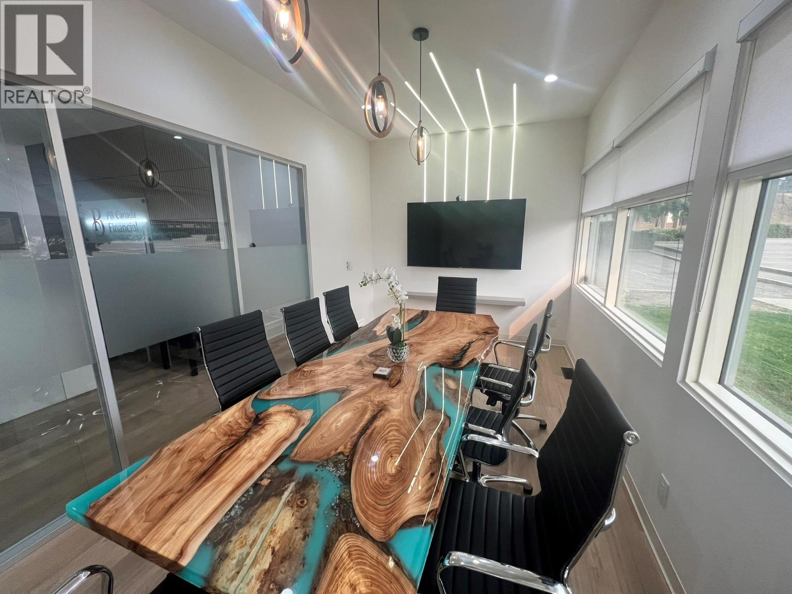 519 33 Highway W Unit# 102