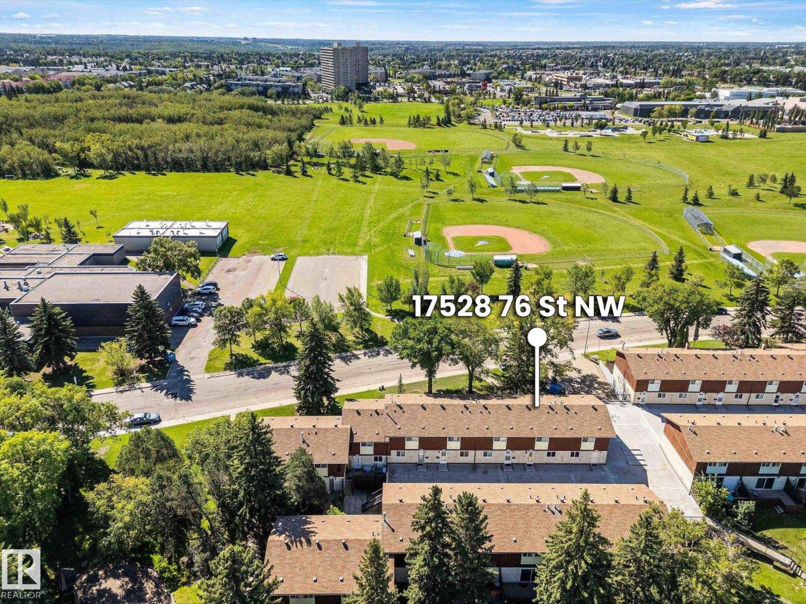 17528 76 AV NW