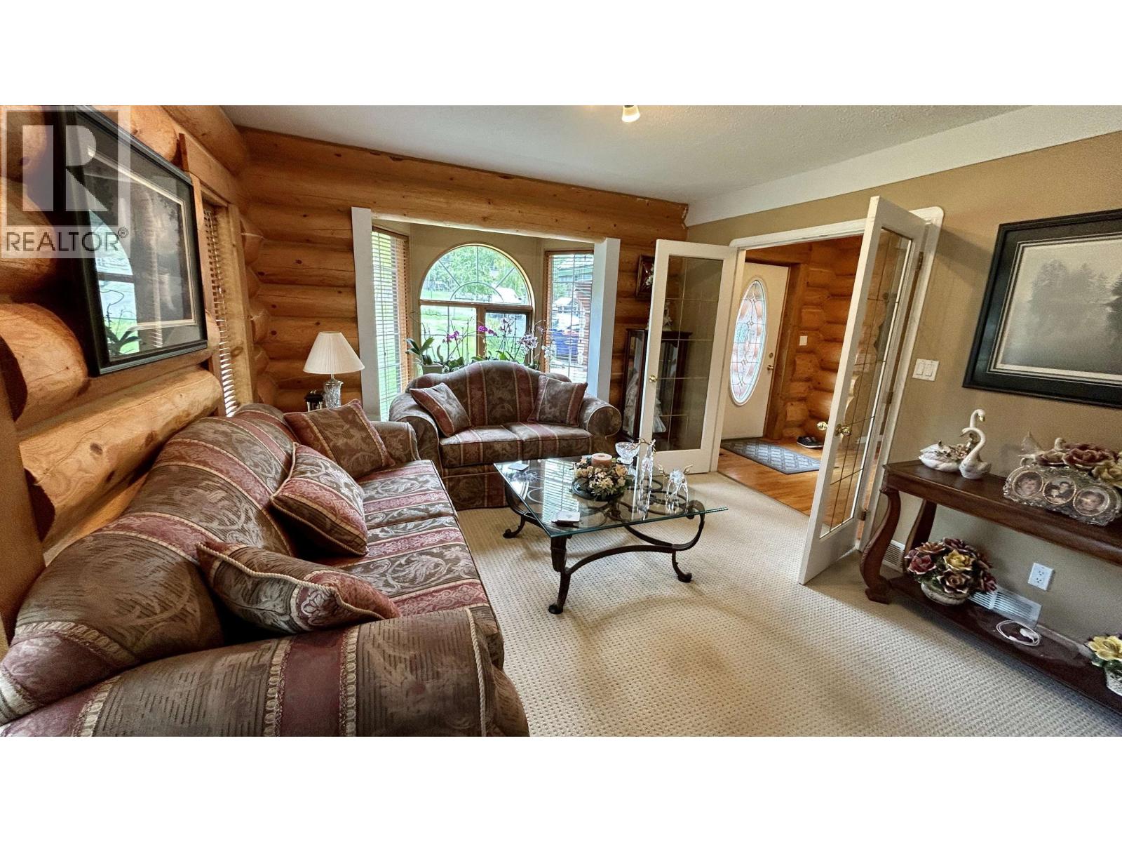 4906 KITWANGA DRIVE