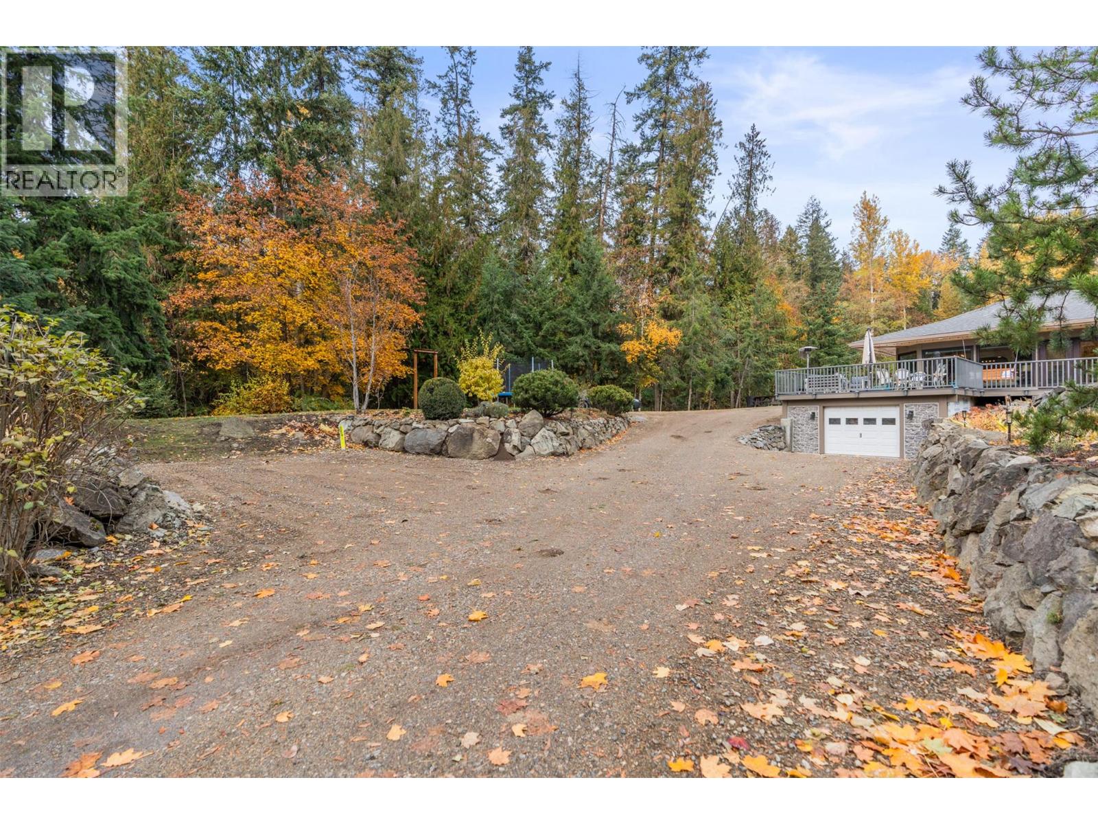 5615 East Vernon Road