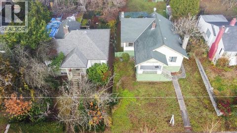 438 W 14TH STREET North Vancouver BC V7M1P7