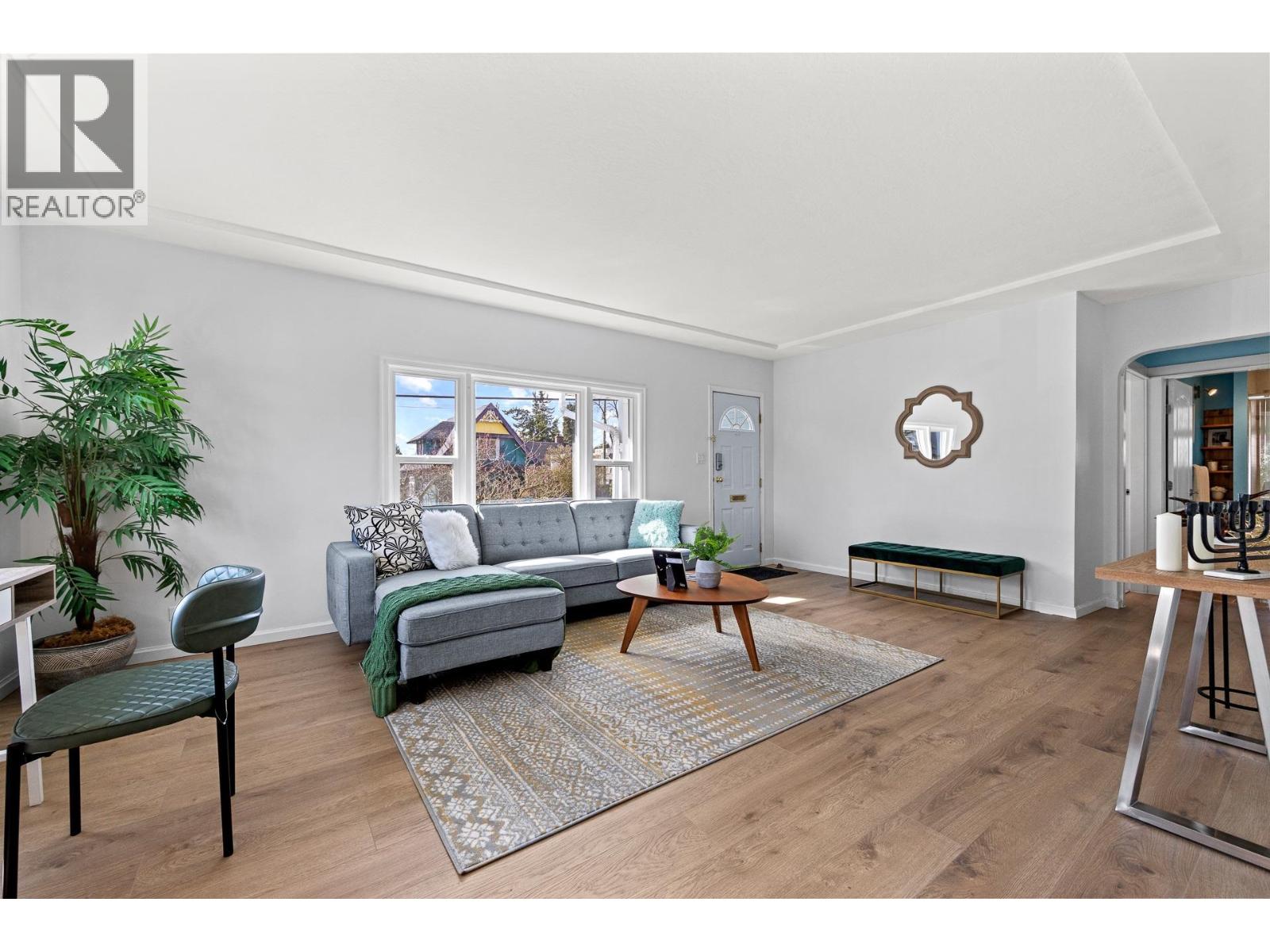 341 SHERBROOKE STREET