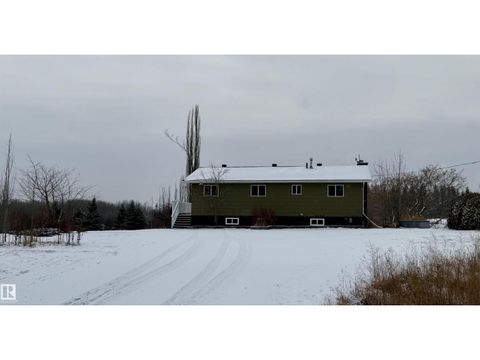 2401 TWP ROAD 524 Rural Parkland County AB T7Y2K8