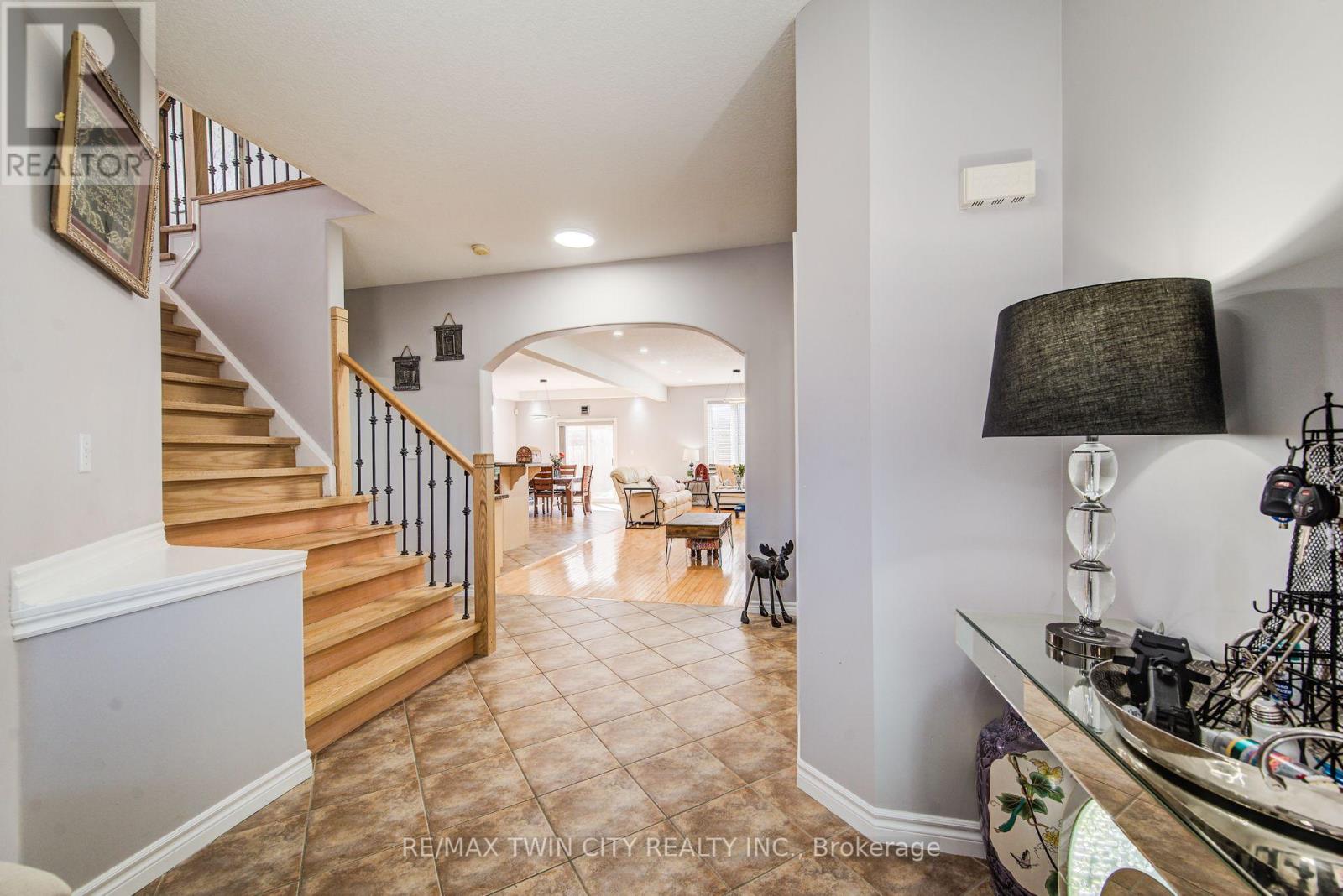 144 UDVARI CRESCENT