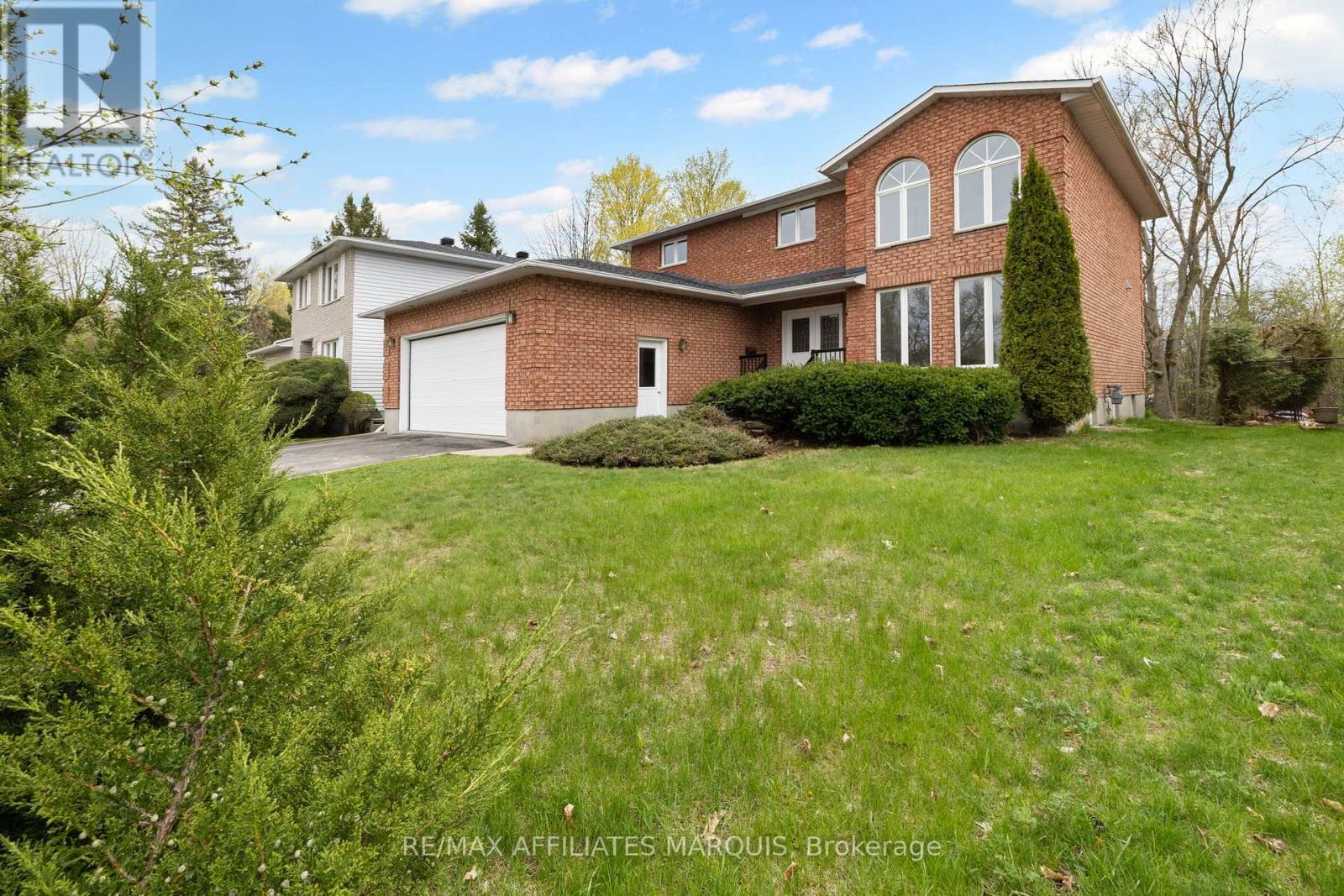 15 DAVIS DRIVE