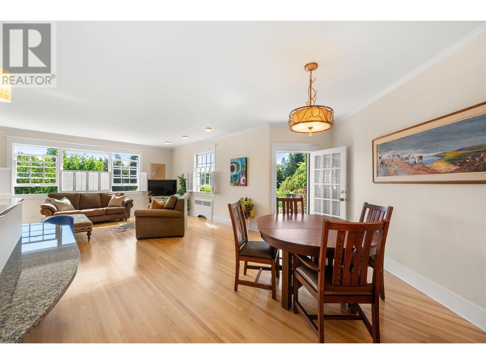307 2890 POINT GREY ROAD