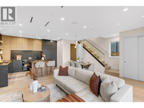 2 2764 W 14TH AVENUE Vancouver BC V6K2X2