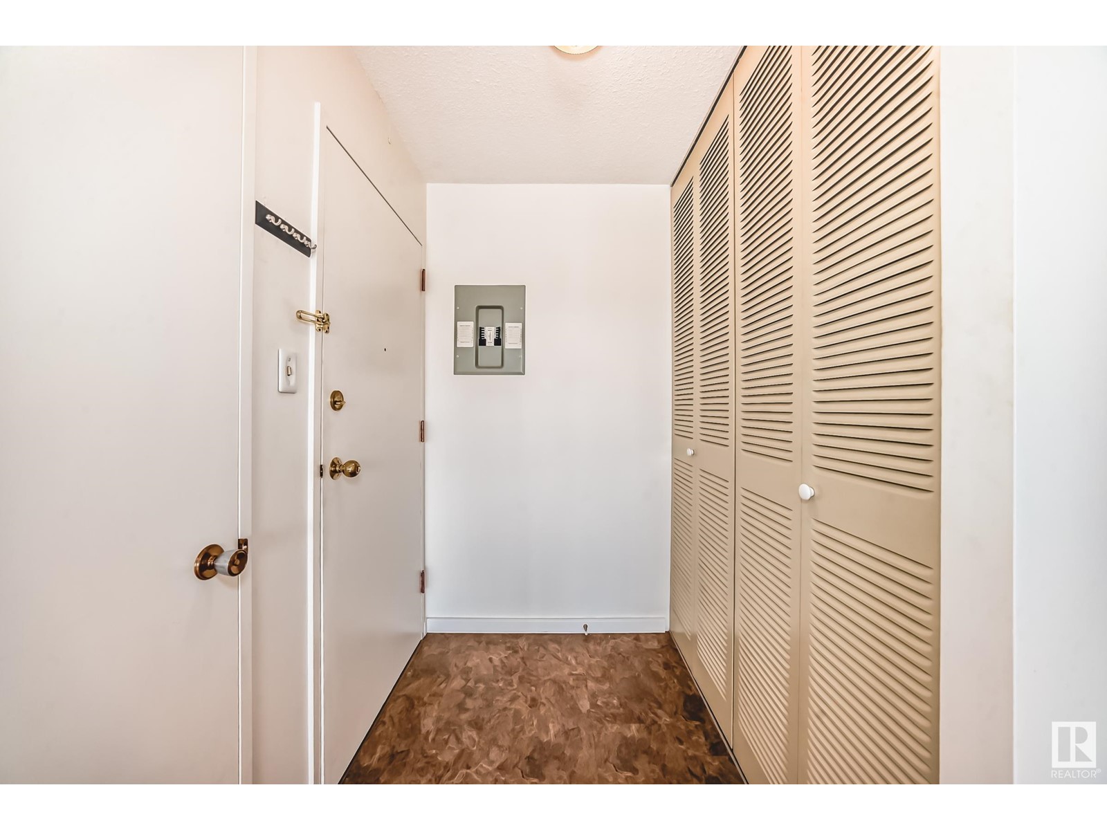 #301 11415 41 AV NW
