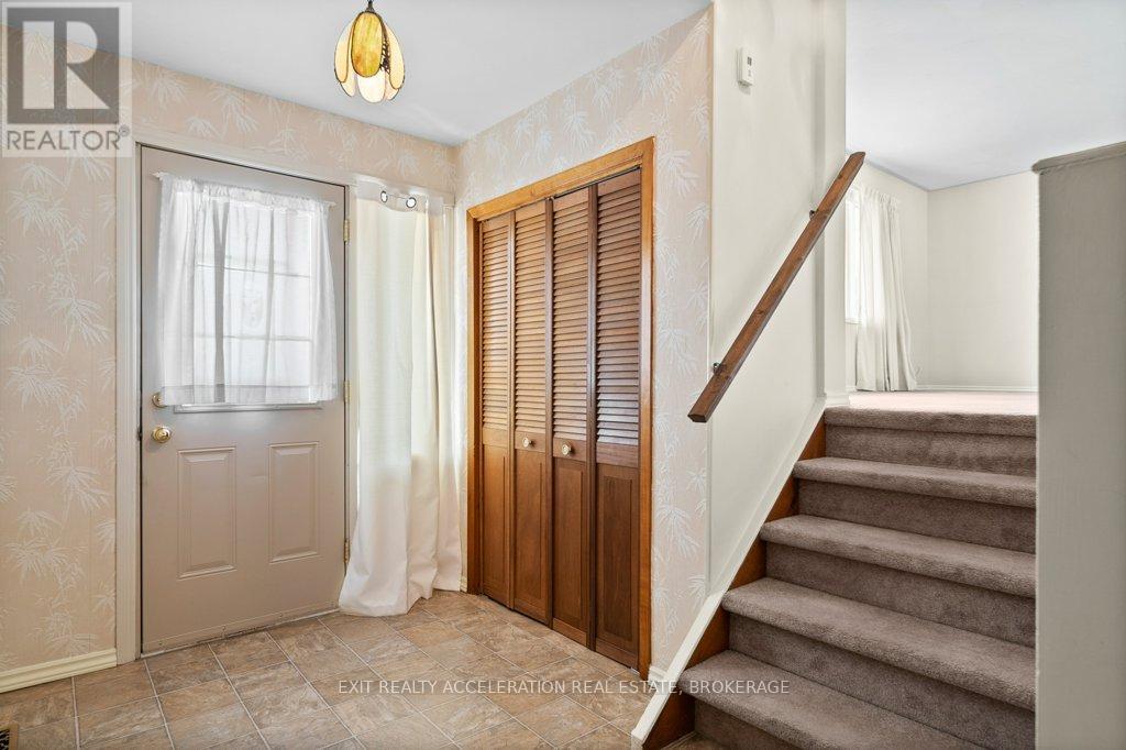 28 SUNSET CRESCENT