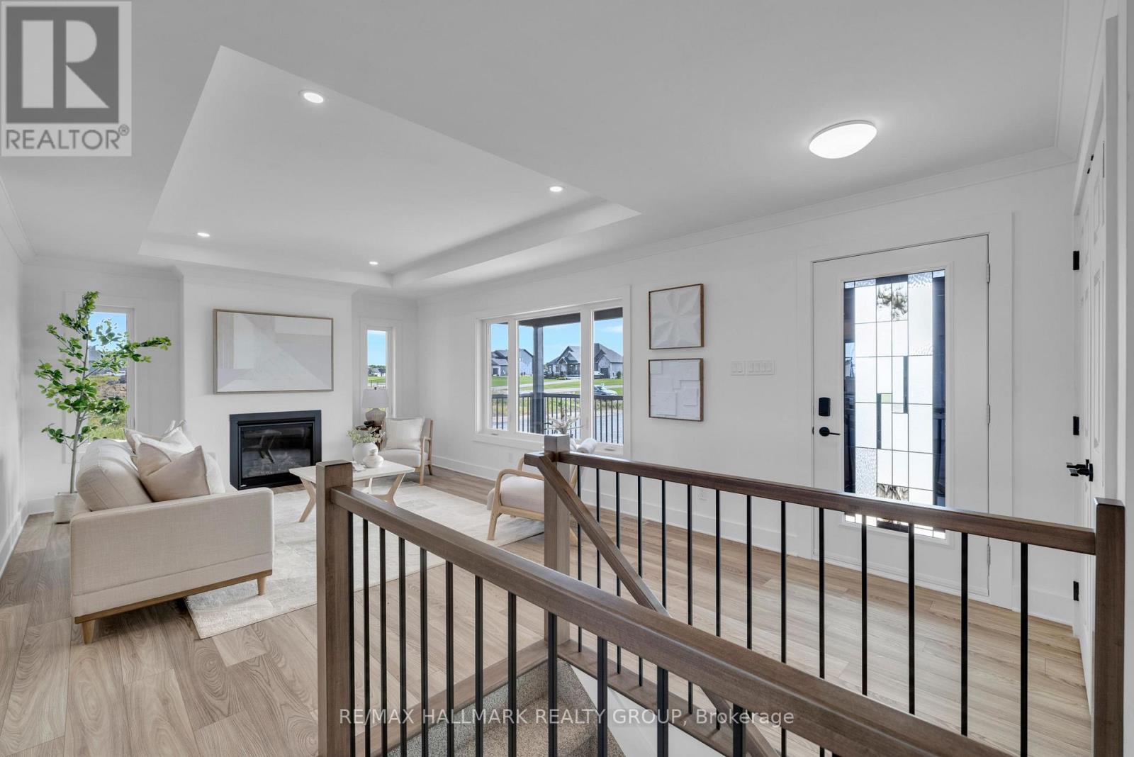 208 TRUDEAU CRESCENT