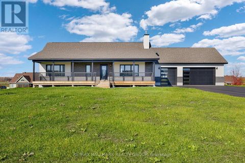 208 TRUDEAU CRESCENT Russell ON K4R1E5