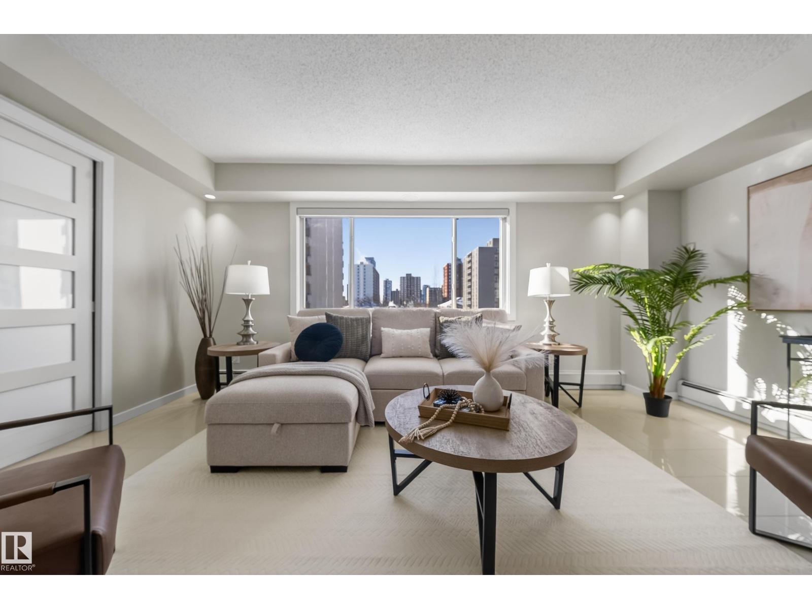 #504 10140 115 ST NW