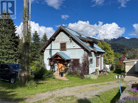 130 8th Street N Kaslo BC V0G1M0