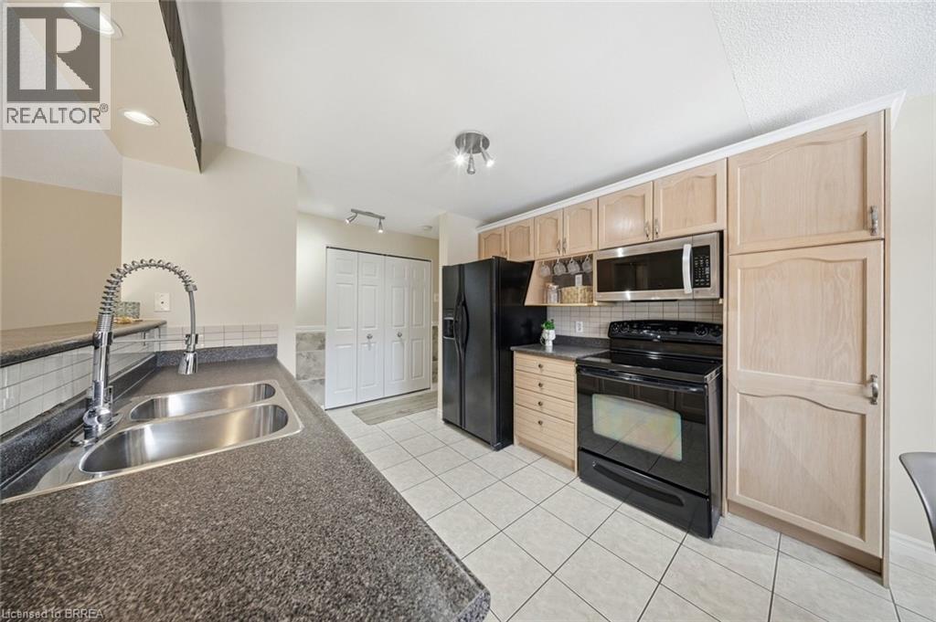 616 GREY Street Unit# 16