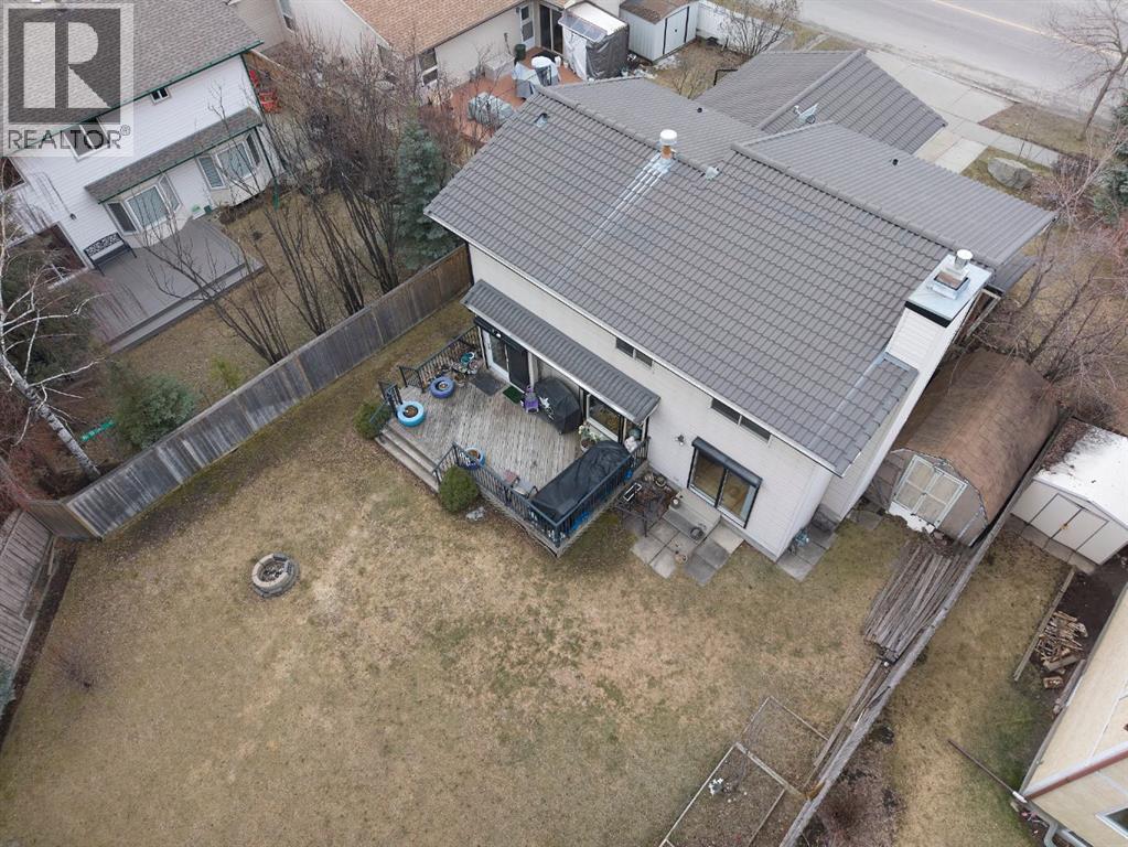 983 Woodbine Boulevard SW