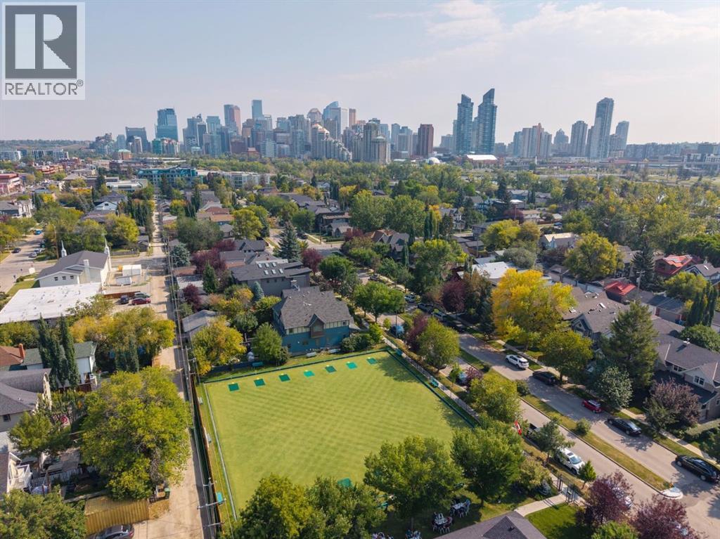 1727 Bowness Road NW