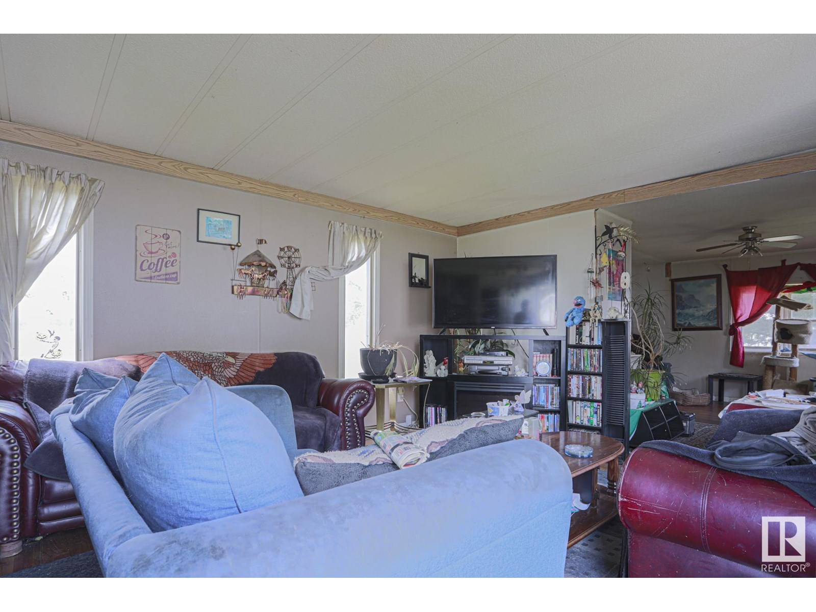 19 Ridgeway DR NW