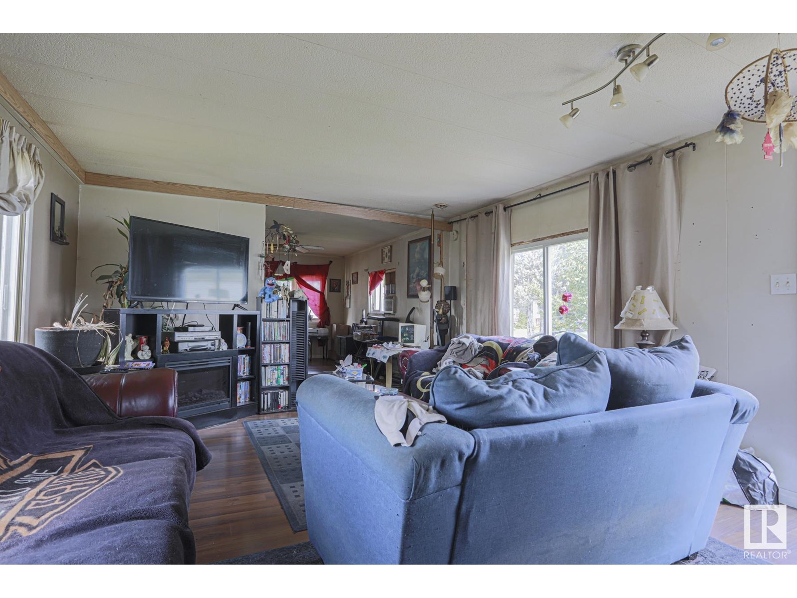 19 Ridgeway DR NW