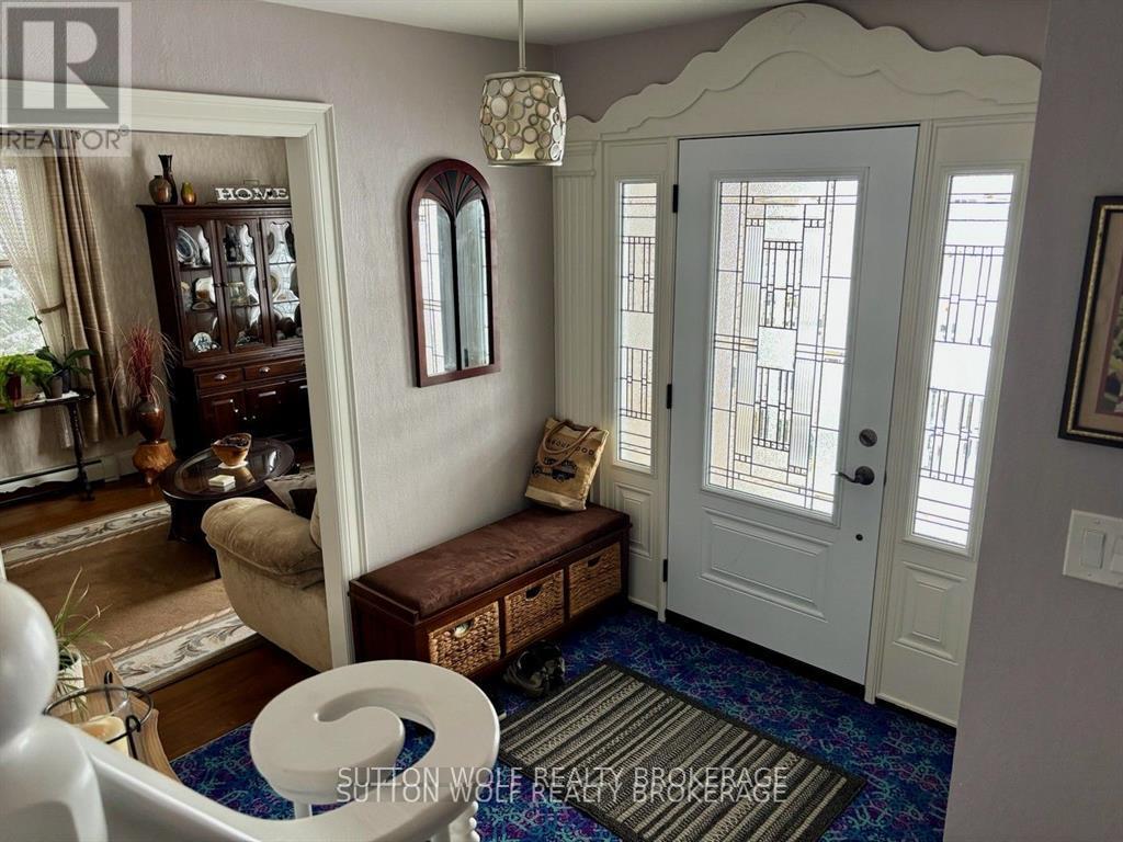 315 CARADOC STREET N