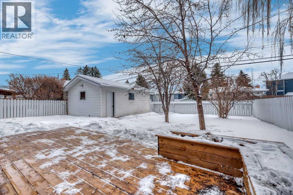 32 Allandale Close SE