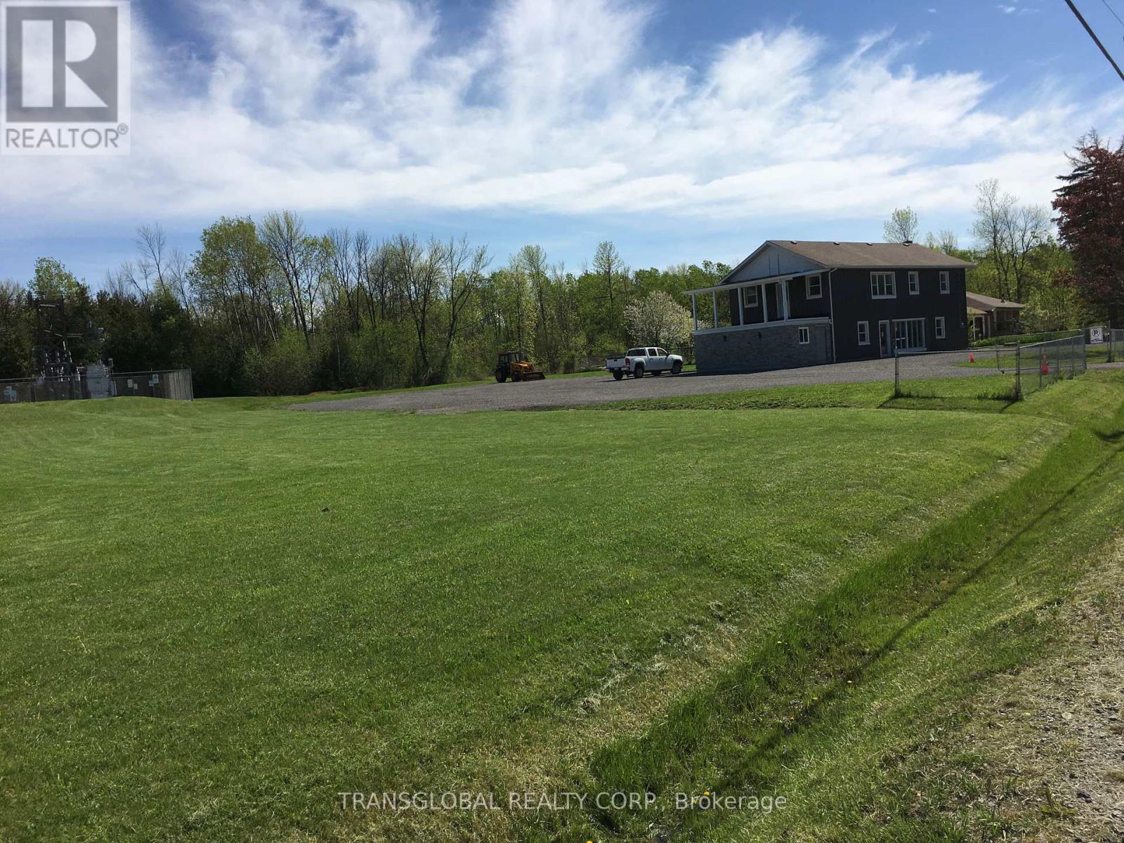 1035 METRO ROAD N