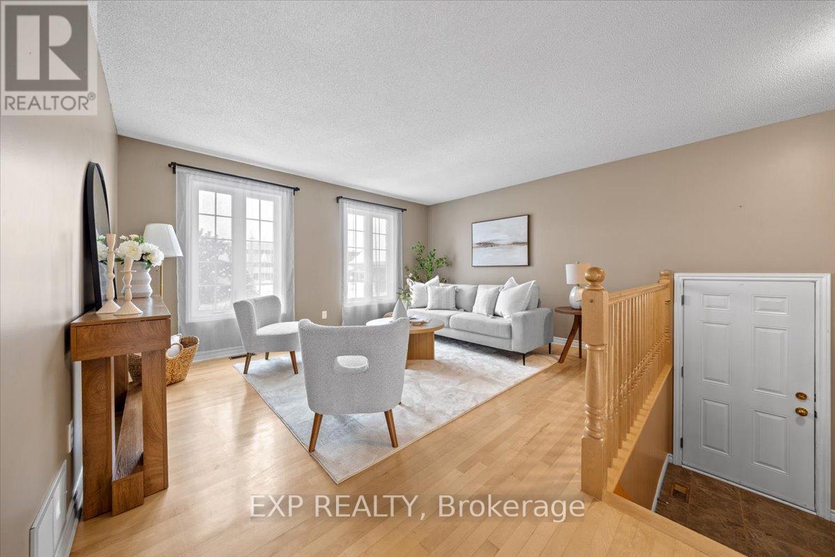 726 DES POMMIERS STREET