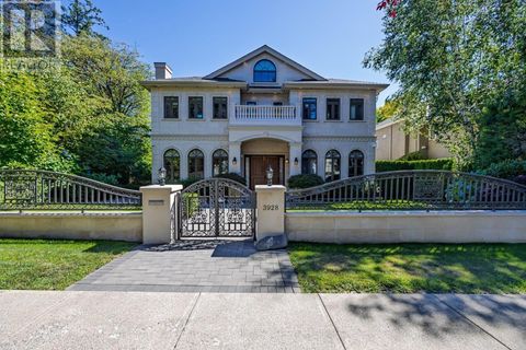 3928 W 34TH AVENUE Vancouver BC V6N2L5