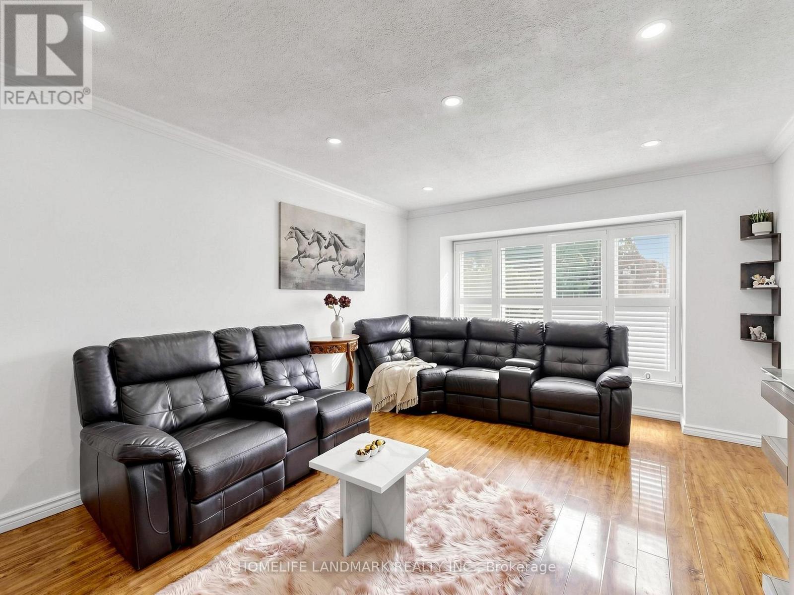 42 GLENMORE CRESCENT