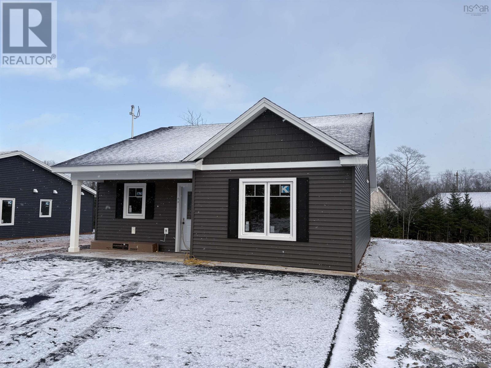 43 Amelia Ave Avenue