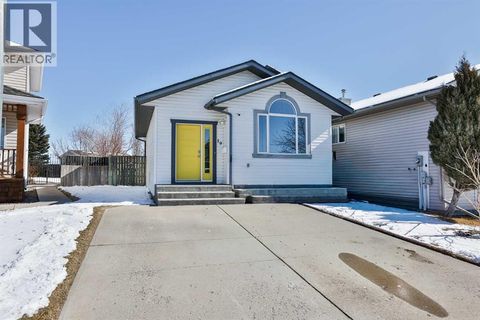 19 Heritage Lane W Lethbridge AB T1K7S5
