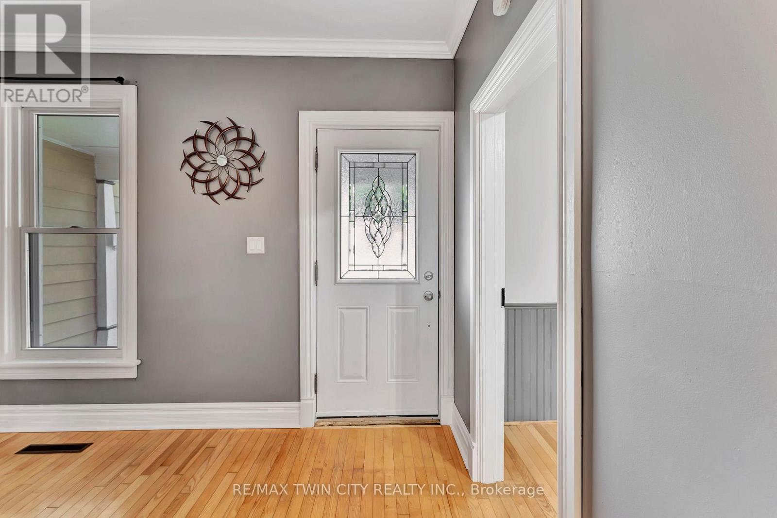 123 BLANDFORD STREET